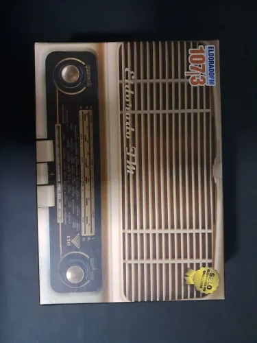 Caixa com CD e Fotocards da história da rádio Eldorado