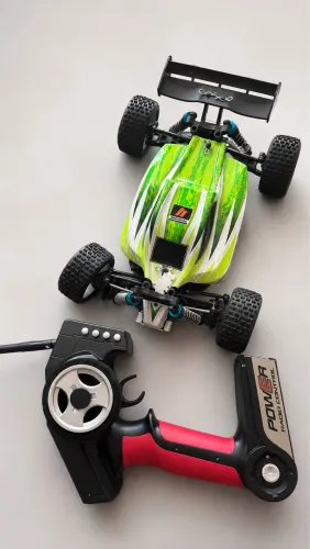 Buggy HPI Racing Elétrico 4x4 - Rádio Controle - Bateria Recarregável - brinquedo