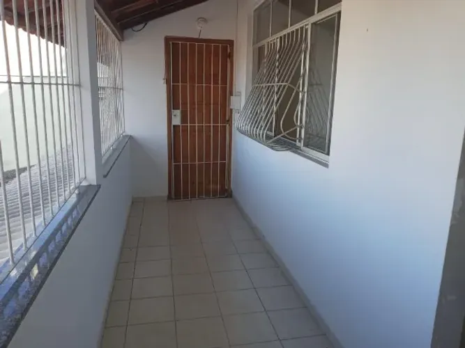 Alugo apto - 3 qtos -  jabour 