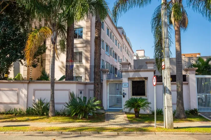 APARTAMENTO DE 2 QUARTOS NO CRISTO REI