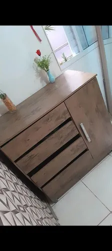 Comoda semi nova