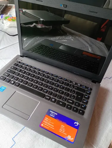 Lote 5 notebook todos com placa e tela