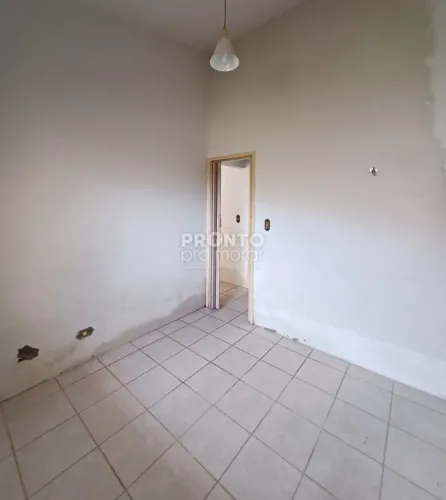 Casa de Condomínio com 2 quartos em Jardim Atlântico