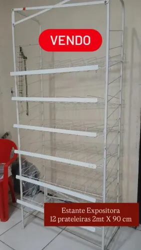 Estante exposição