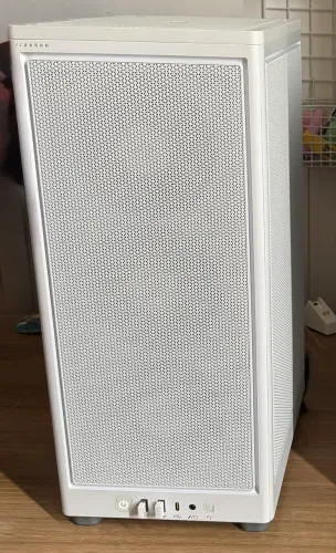 Gabinete Mini ITX CORSAIR 2000D