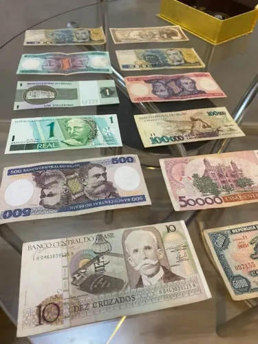 Moedas e notas antigas - Brasil