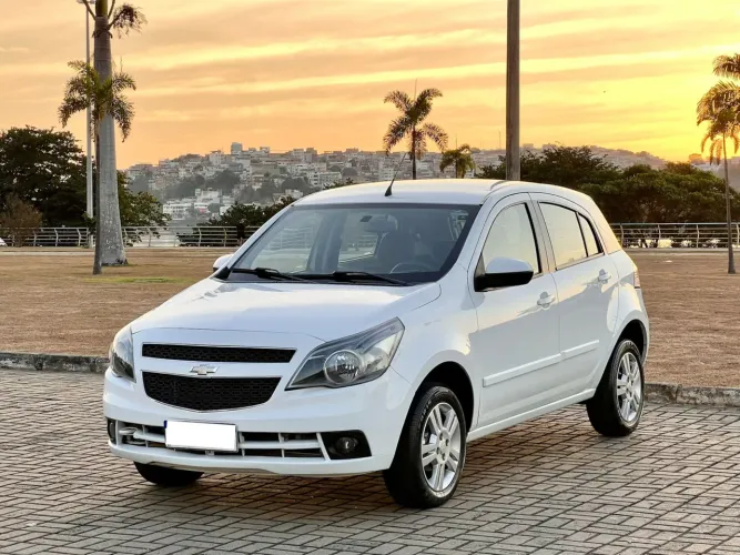Chevrolet Agile LTZ 1.4 MPFI 8V Flexpower 5P 2013