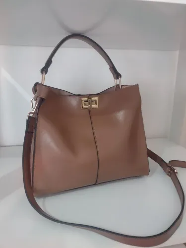 Bolsa feminina Marrom claro