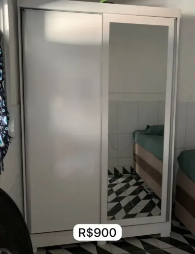 Guarda roupa novo pra vender logo 