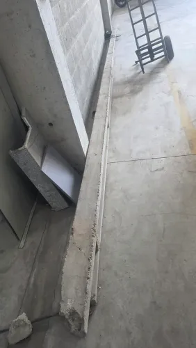 Poste com 5 metros