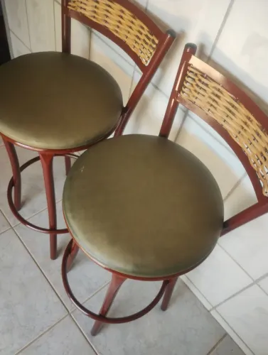 Banquetas/ valor referente as duas banquetas!