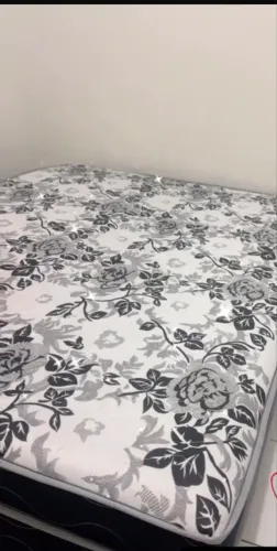 Vendo cama nova 