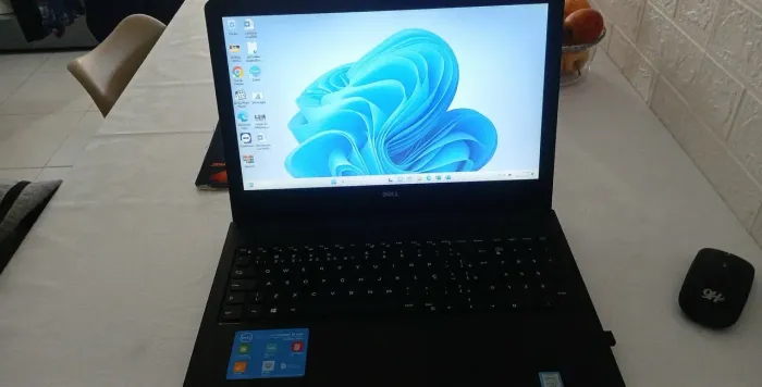 Nootbook Dell inspiron 15 5000 