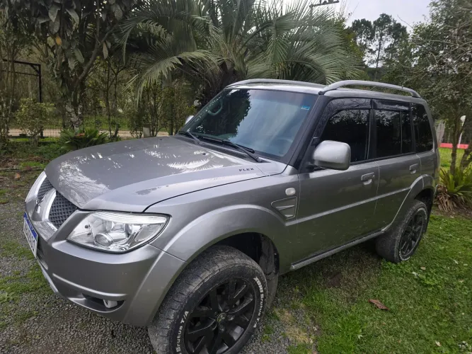 Mitsubishi Pajero TR4 2.0/ 2.0 Flex 16V 4X4 Mec. 2012