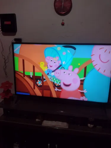 Vendo essa tv smart de 49 polegadas funcionando perfeitamente da lg