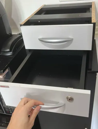 Gaveteiro de mesa multiuso