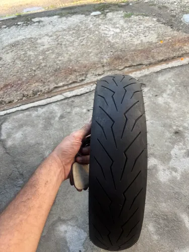 Pneu Cb300F Twister 2023 até 2026