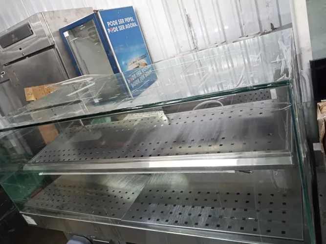 Vitrine aquecida, inox , funcionamento perfeito