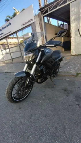 Bajaj dominar 400 ano 2024