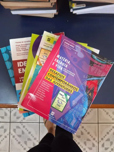 Kit 5 livros Ensino Médio - DOAÇÃO