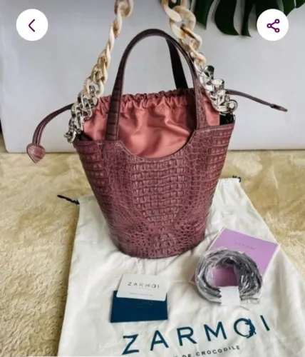 Bolsa zarmoi couro de crocodilo comprada no Japão com nf ,acompanha best beg, forro alça