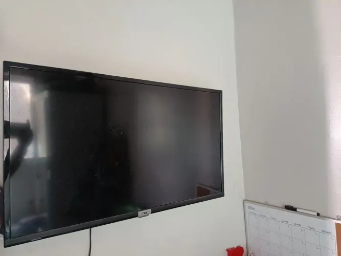 Vende-se TV TCL Smart 32 Polegadas por 600$