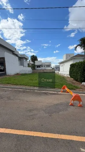 Terreno à venda, 420 m² por R$ 460.000 - Condomínio Vale dos Pássaros - Anápolis/GO