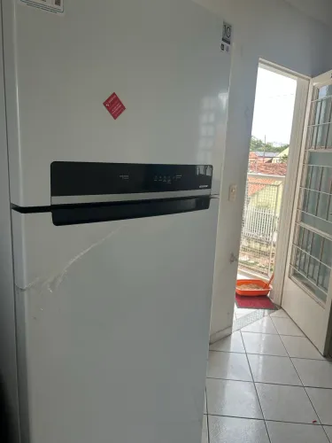 Geladeira modelo novo da mideia nova máquina de lava 15 quilos da marca mideia nova