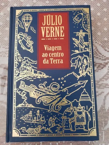 Livro "Viagem ao Centro da Terra" de Júlio Verne