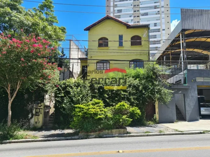 Terreno à venda em Santana 10 metros de frente X 53 metros de profundidade. Próximo Colégi