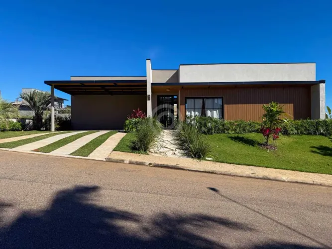 Casa em Condomínio : / Residencial / Residencial Terras Nobres