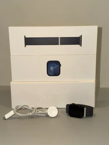 Apple Watch Series 9 41mm GPS | Caixa e Carregador Original