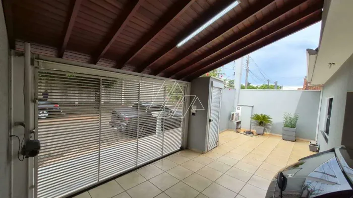 Casa à venda, 2 quartos, 1 suíte, 3 vagas, Jardim Guarujá - Marília/SP