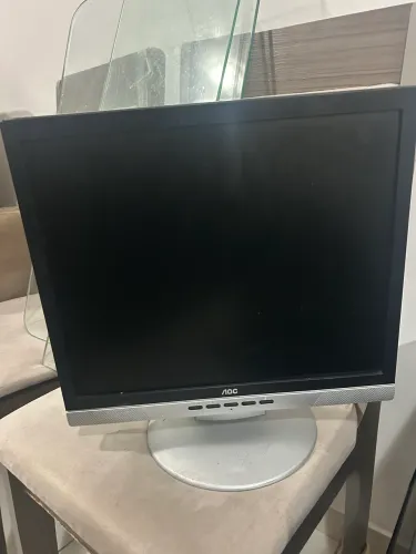 Monitor AOC 17 polegadas - PERFEITO ESTADO!!