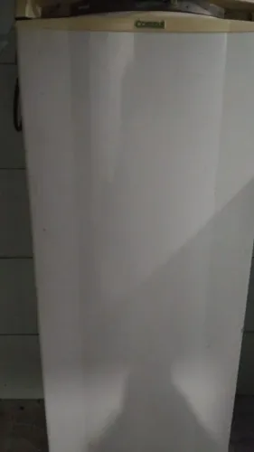 Sofá e geladeira