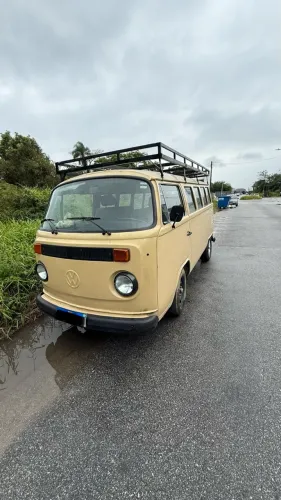 Volkswagen Kombi 1.6 8v Gasolina Mec. 1982