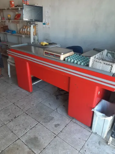 Vendo caixa de mercado