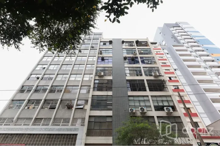 Imóvel na Major Sertório com 0 dormitórios e 136.6m²