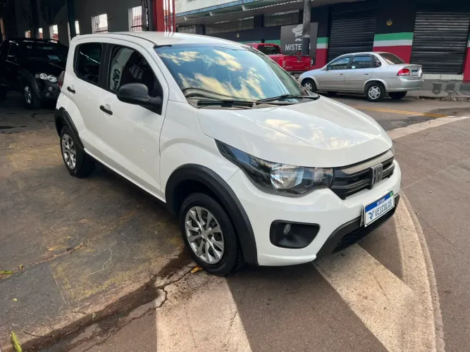 Fiat Mobi Like 1.0 Fire Flex 5P. 2023