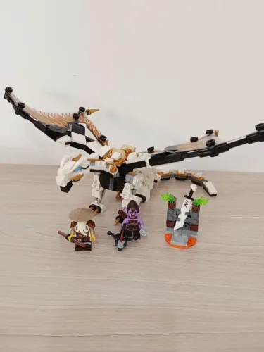 Lego Ninjago 71718 Wu's Battle Dragon (Dragão de Combate de Wu)