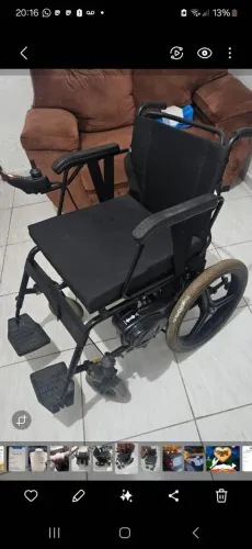 Cadeira de rodas elétrica 