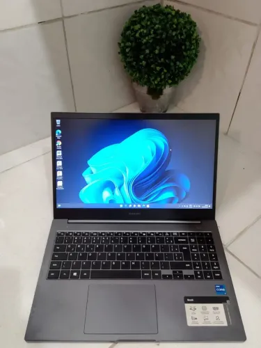 NOTEBOOK SAMSUNG GALAXI BOOK CORE I7 11° GERAÇÃO/ SSD 512GB/ 8 DE RAM DDR4/ WINDOWS 11