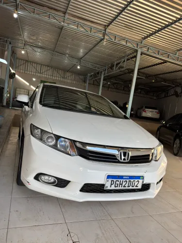 Honda Civic Sedan LXS 1.8/1.8 Flex 16V Aut. 4P 2013