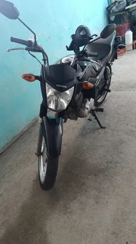Moto Fan 125 Aceito troca.