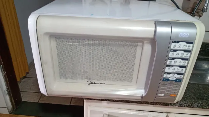 Microondas Midea 30 litros 