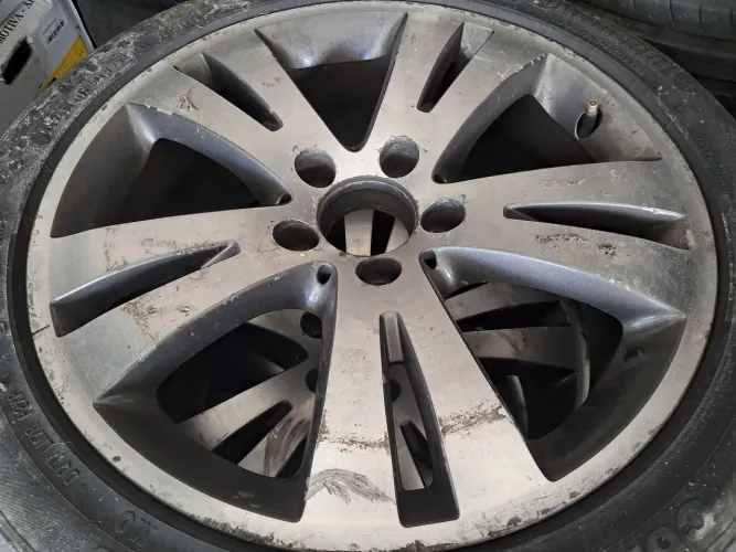 Rodas aro 17 Mercedes C180 diamantada com grafite 5x112 usadas