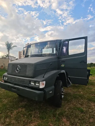 MB 1418 4x4 militar 4x4 traçado 