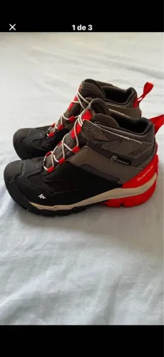 Bota Quechua infantil - tamanho 28