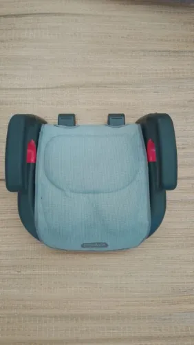 Cadeira de bebê Assento de Elevação Peg Perego Protege 15-36kg - Usado