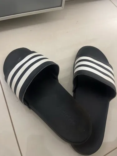 Chinelo slide adidas tamanho 45 original